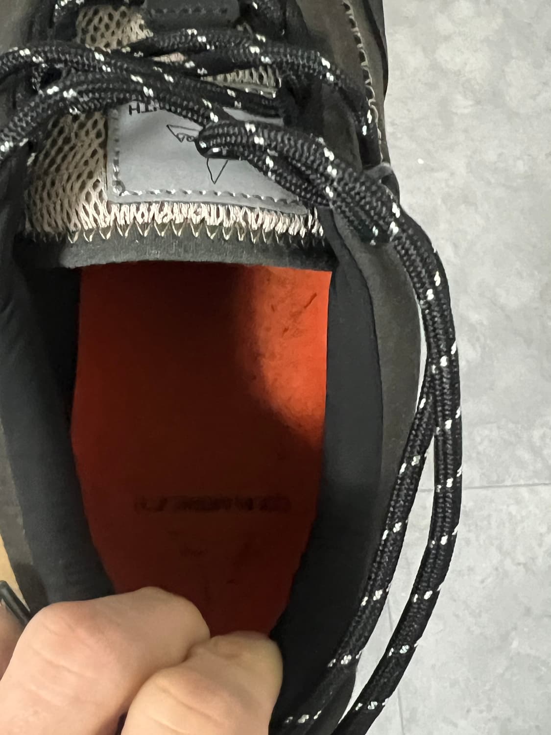 Roa x colin meredith 로아x콜린 메레디스 친치노 42 상품이미지9