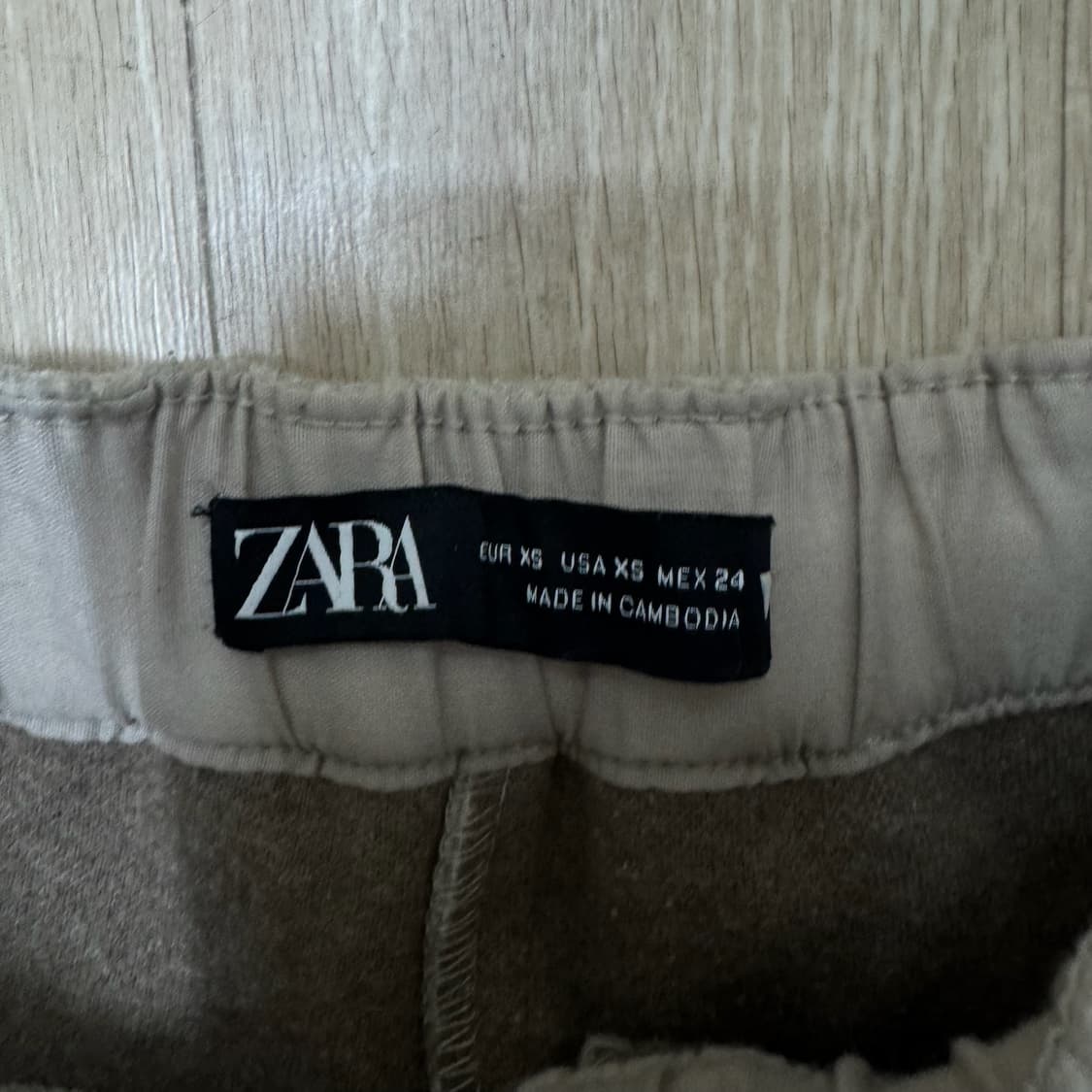 자라 미니멀 심 밴딩팬츠 XS/85  상품이미지3