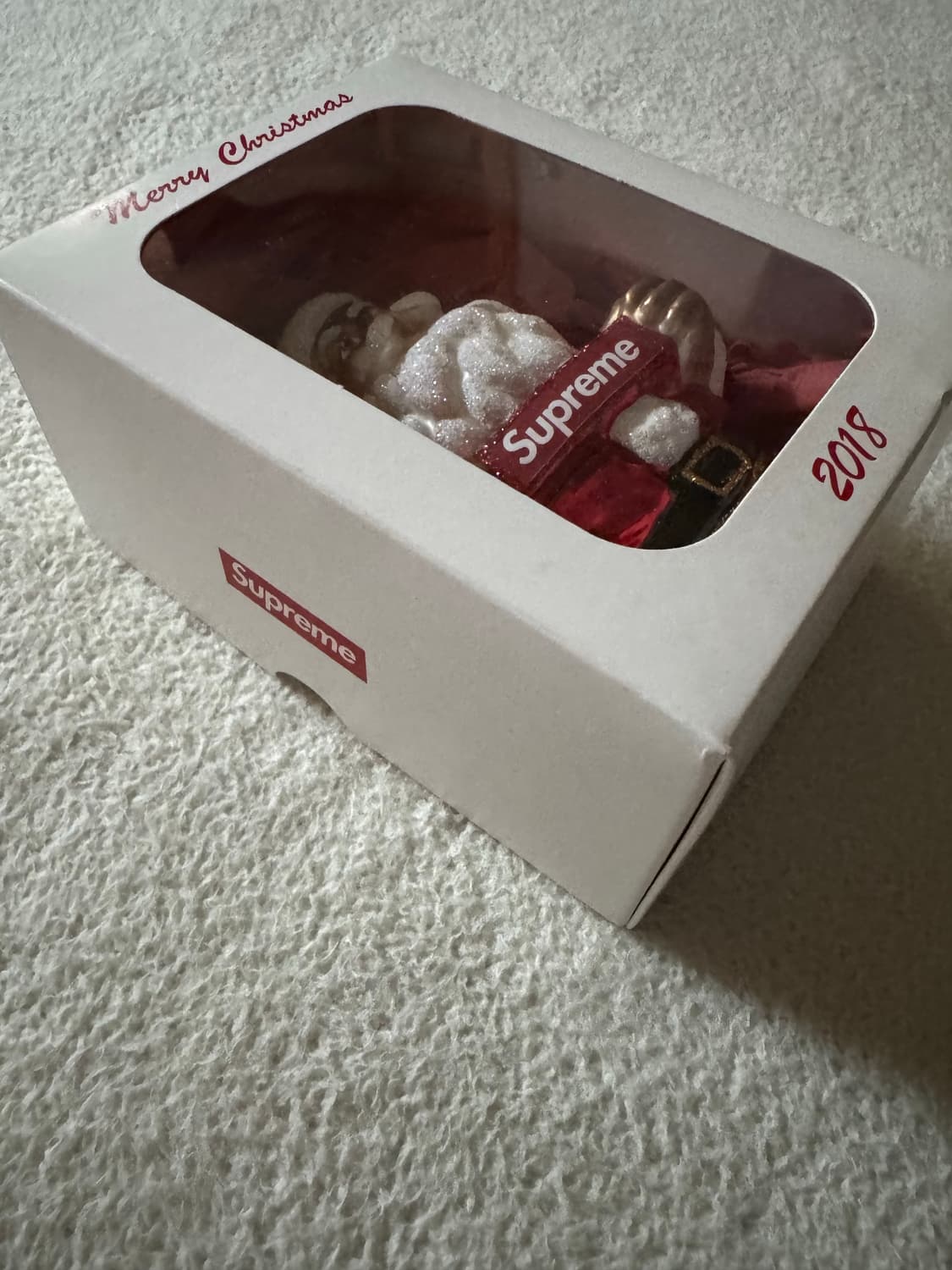 슈프림 산타 오너먼트 18FW 상품이미지2