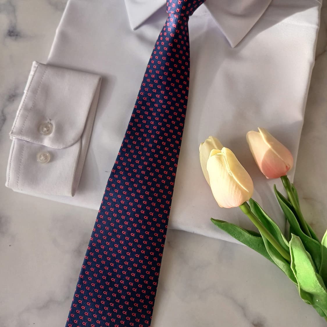 닥스 실크 네이비 마이크로 패턴 넥타이 8.2cm A+등급 A19443
 상품이미지5