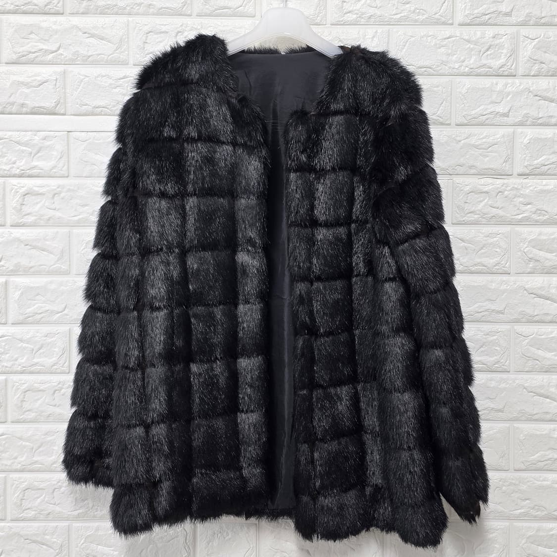 택포// M 블랙 페이크 퍼 코트 상품이미지1