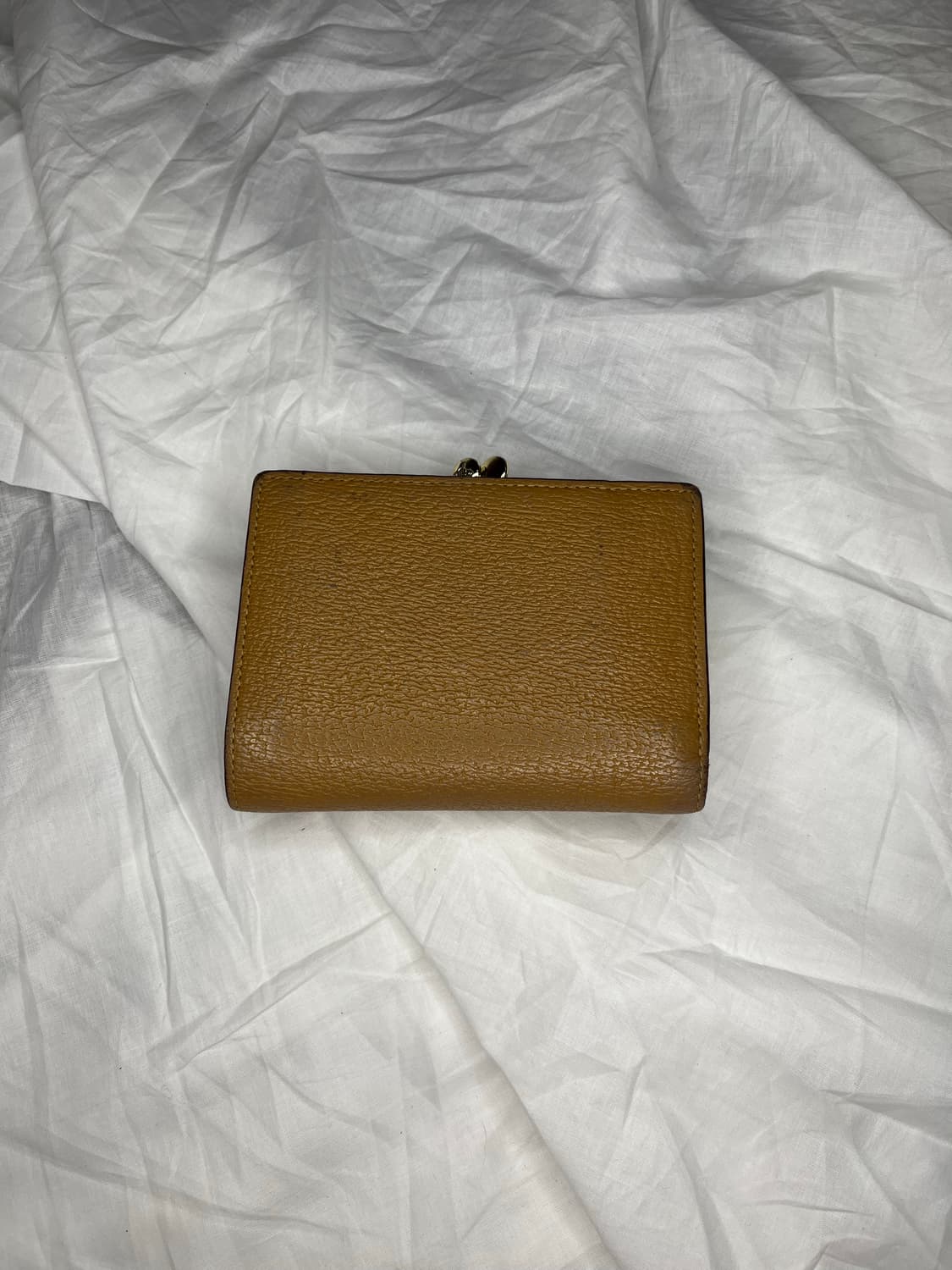 비비안 웨스트우드 탄 레더 트라이폴드 월렛 상품이미지2