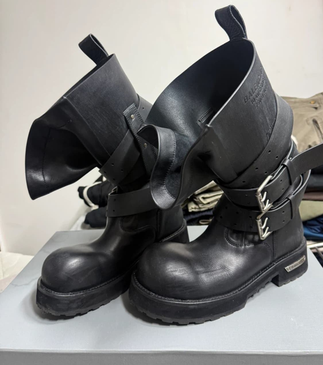 Reserved 상품이미지1