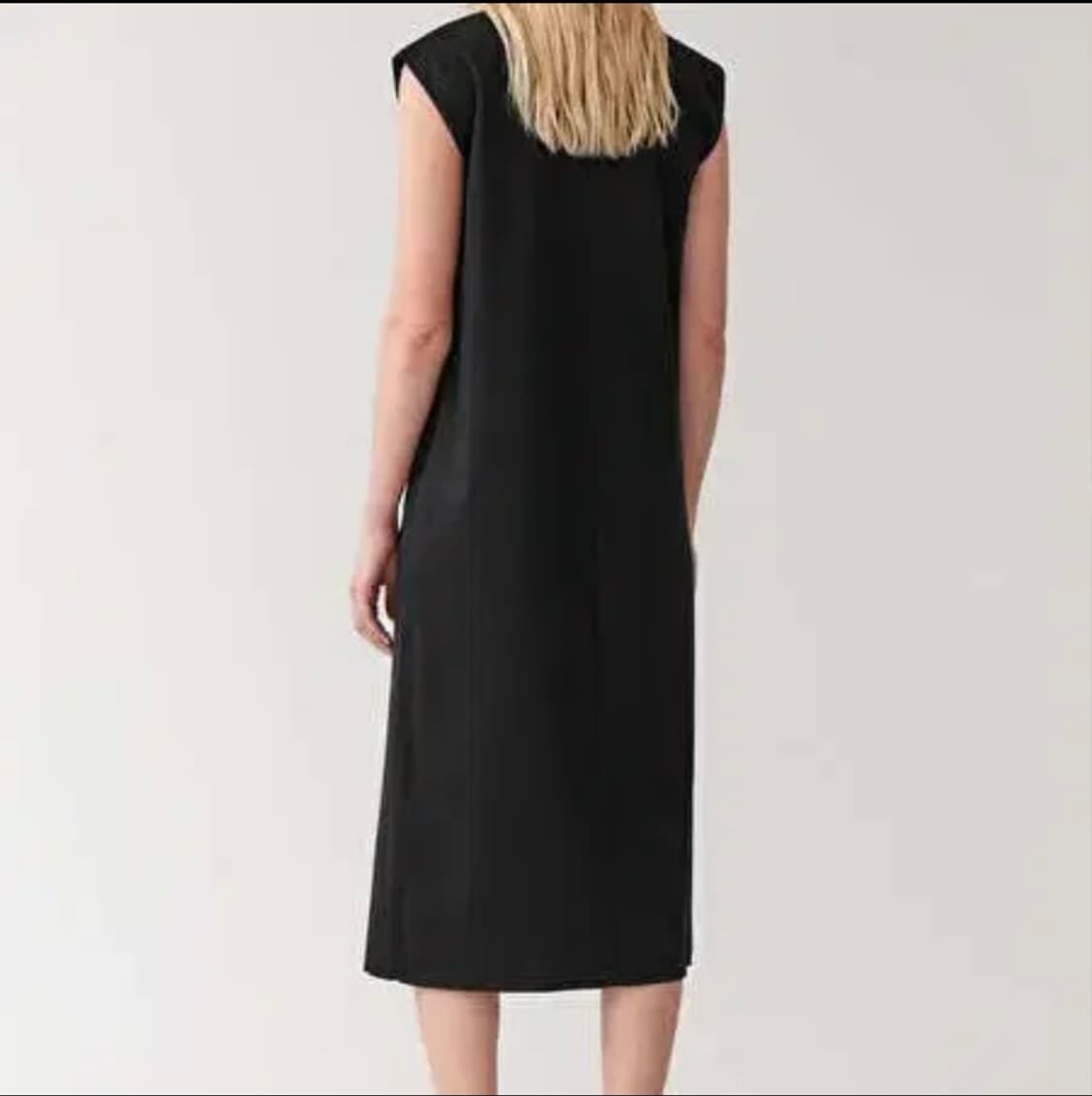 Cos 블랙 민소매 플리츠 원피스 상품이미지2