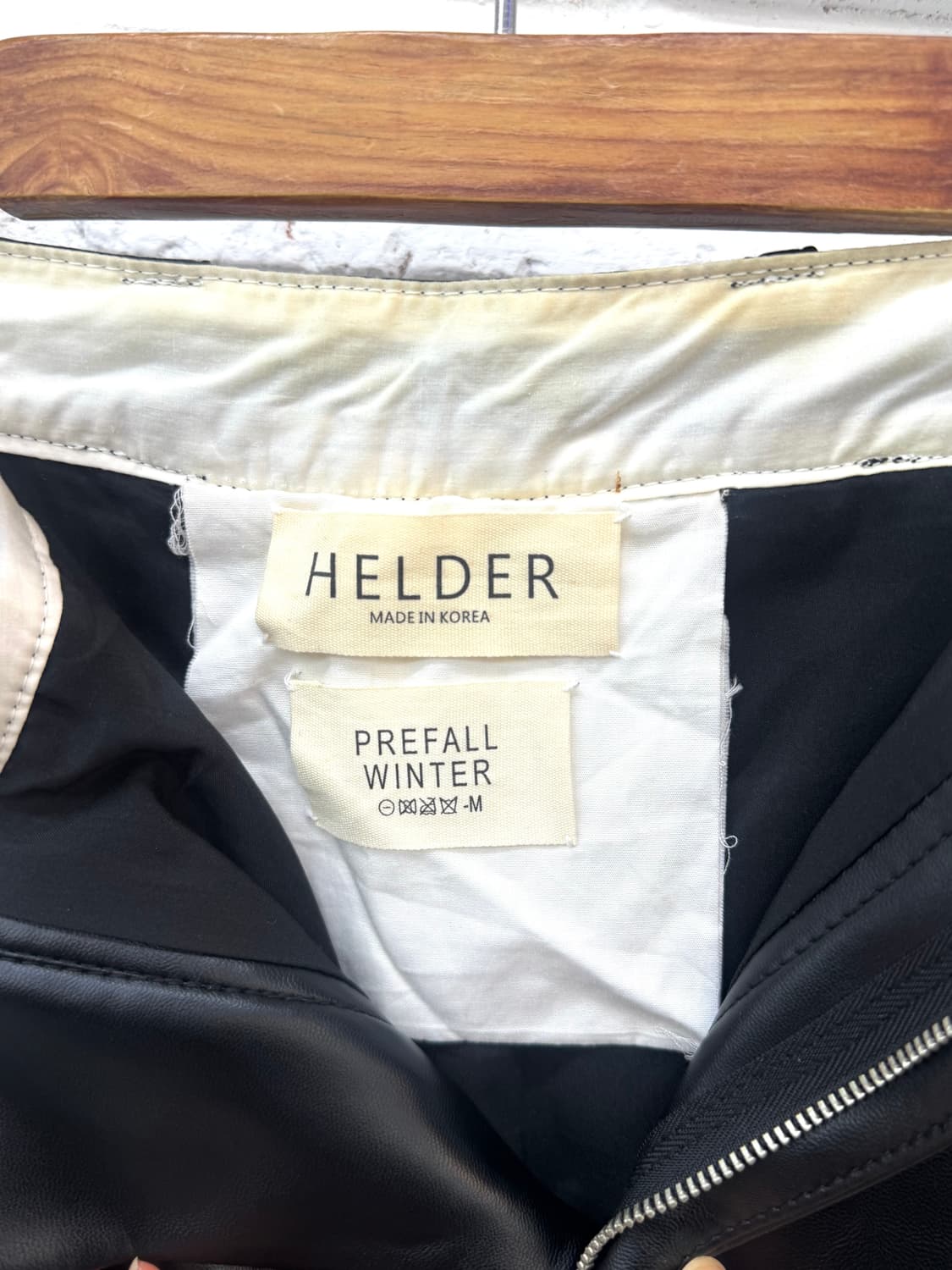 Helder 블랙 페이크레더 버뮤다 팬츠 상품이미지6