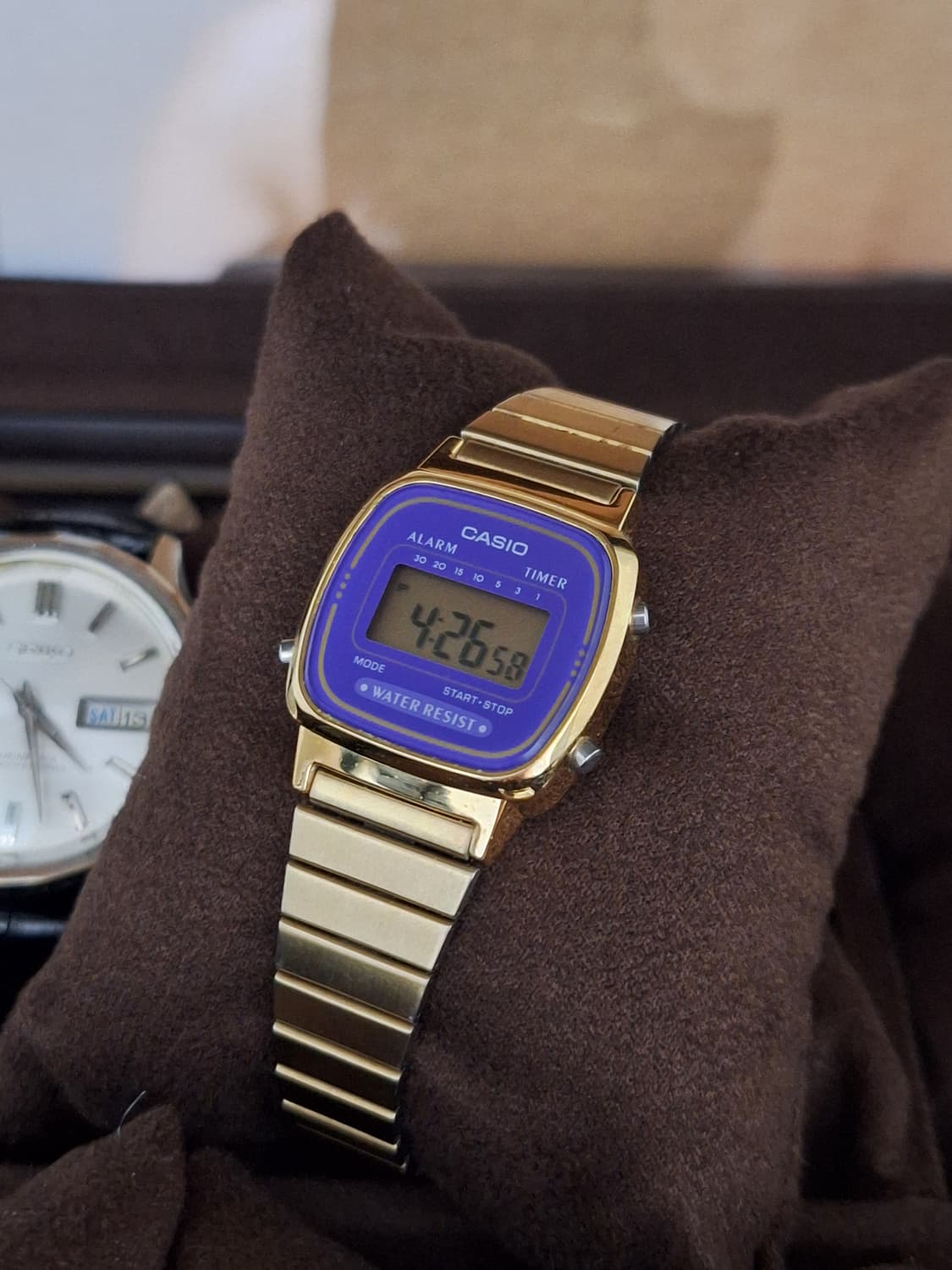 카시오 남녀 공용 골드메탈  시계판매합니다 상품이미지3