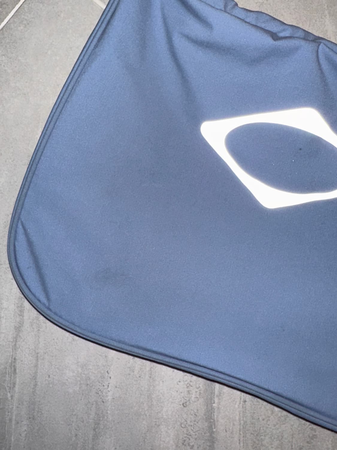 미스치프 롬버스 라이트 웨이트 크로스백 그레이시블루 상품이미지3