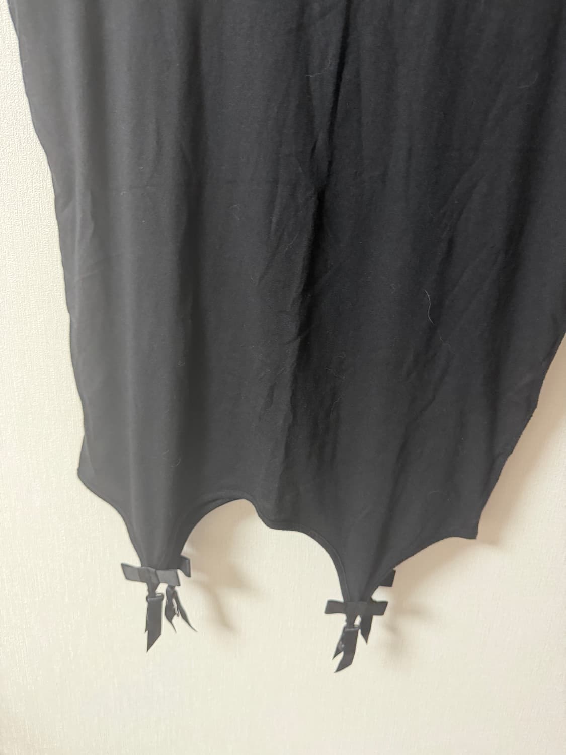 리본 가터 반팔 티셔츠 상품이미지3