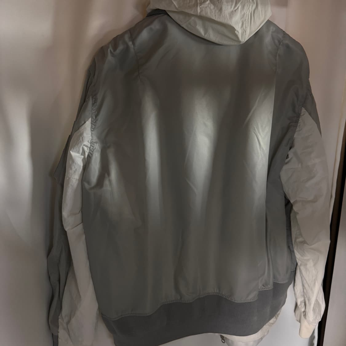 나이키x사카이 NRG 레이어드 봄버 자켓 그레이 XL 상품이미지4