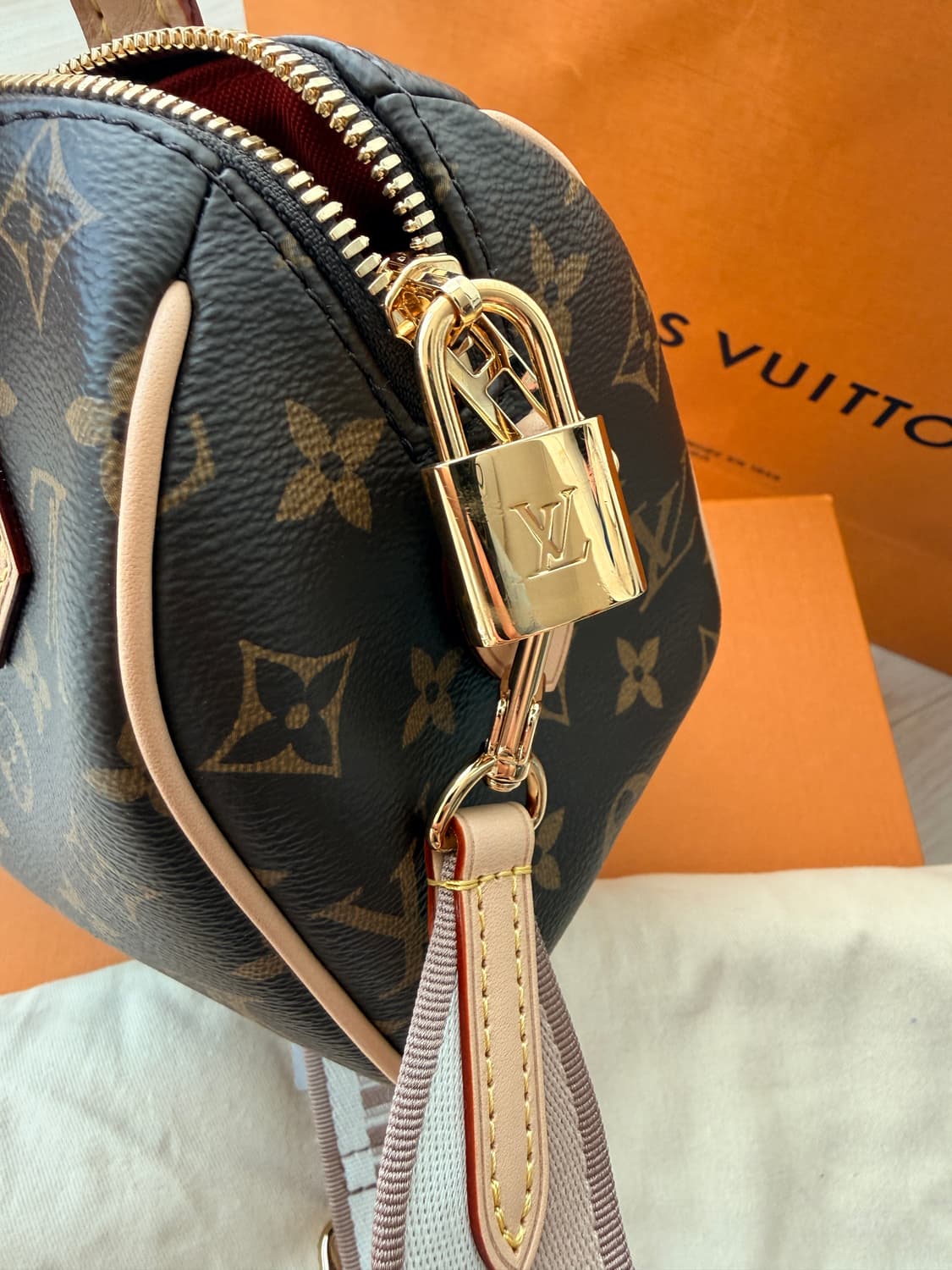 루이비통 스피디 반둘리에 20 모노그램 상품이미지5