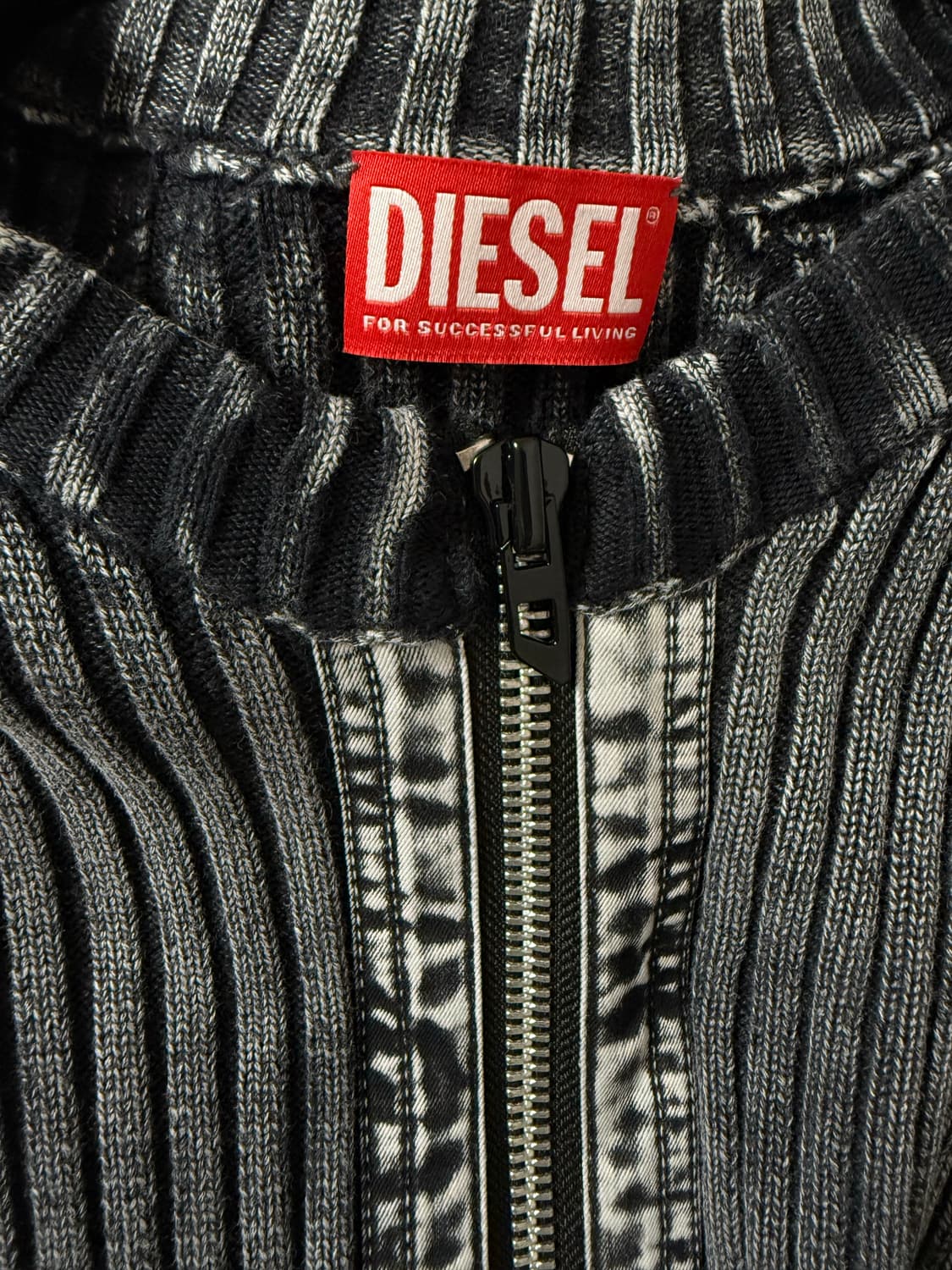 DIESEL 25FW 디젤 골지 집업 가디건  상품이미지8