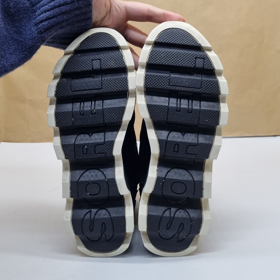 소렐 키네틱 스웨이드 털부츠 실사이즈230. 상품이미지3