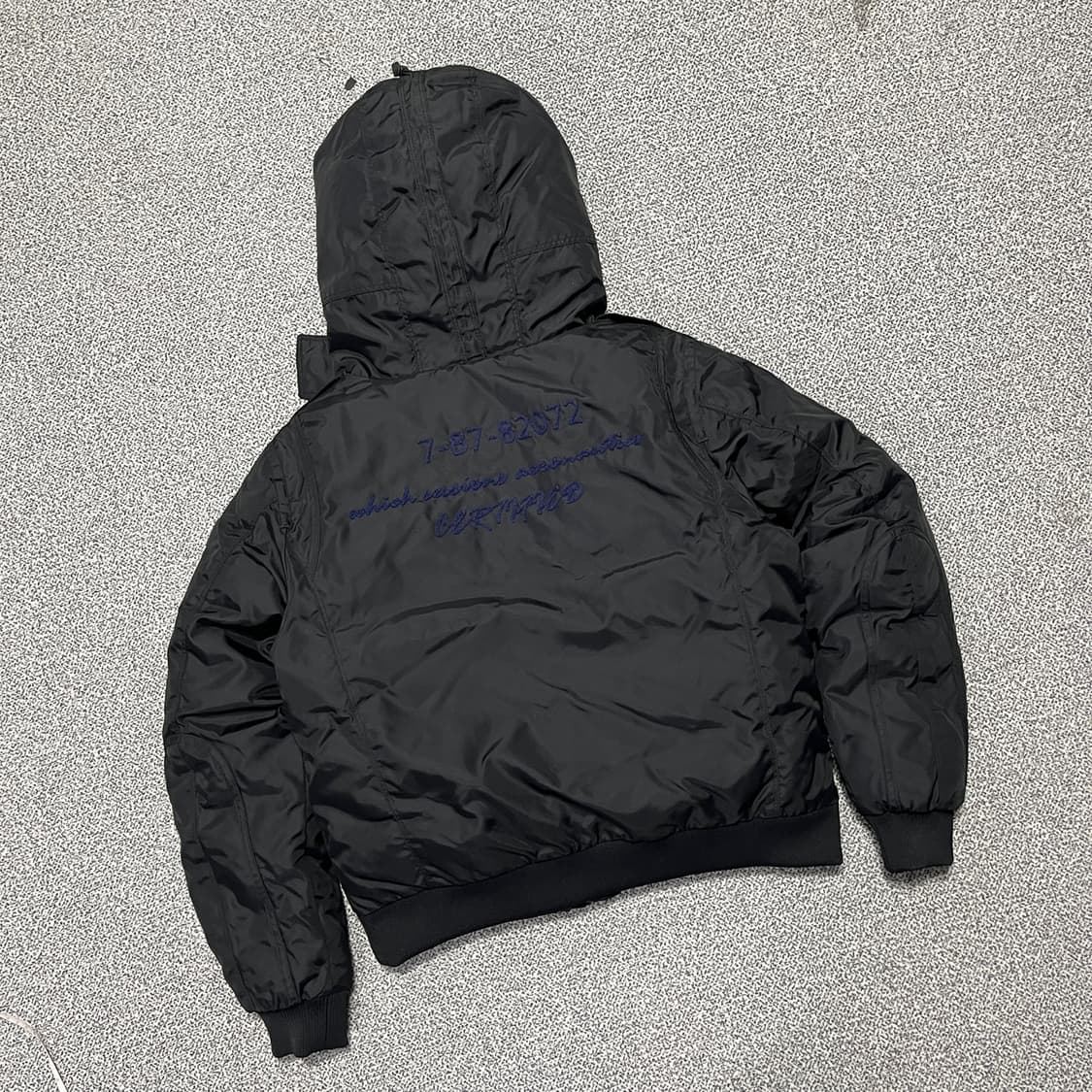 네파 구스다운 숏패딩 상품이미지4