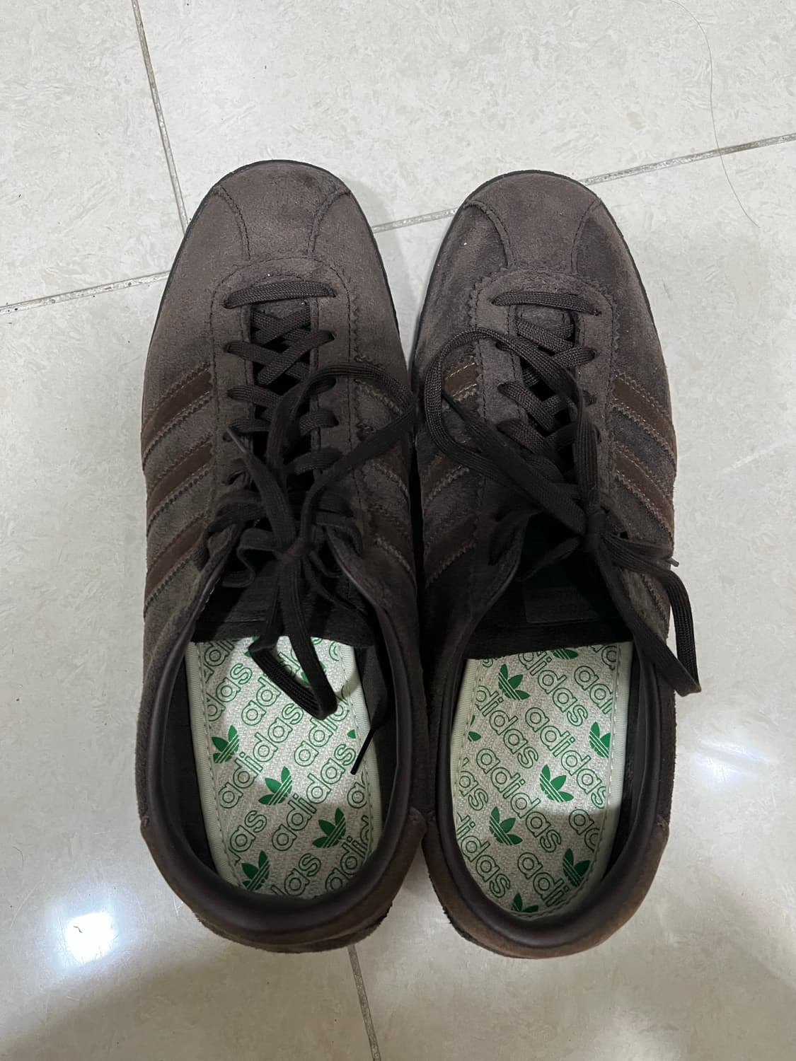 아디다스 토바코 다크 브라운 275(UK9) 상품이미지1