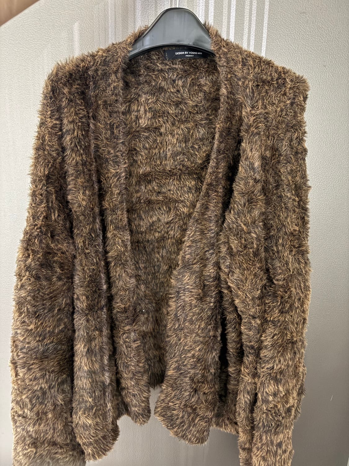 페이크퍼 오버핏 가디건 해칭룸 휴머니티999 상품이미지4