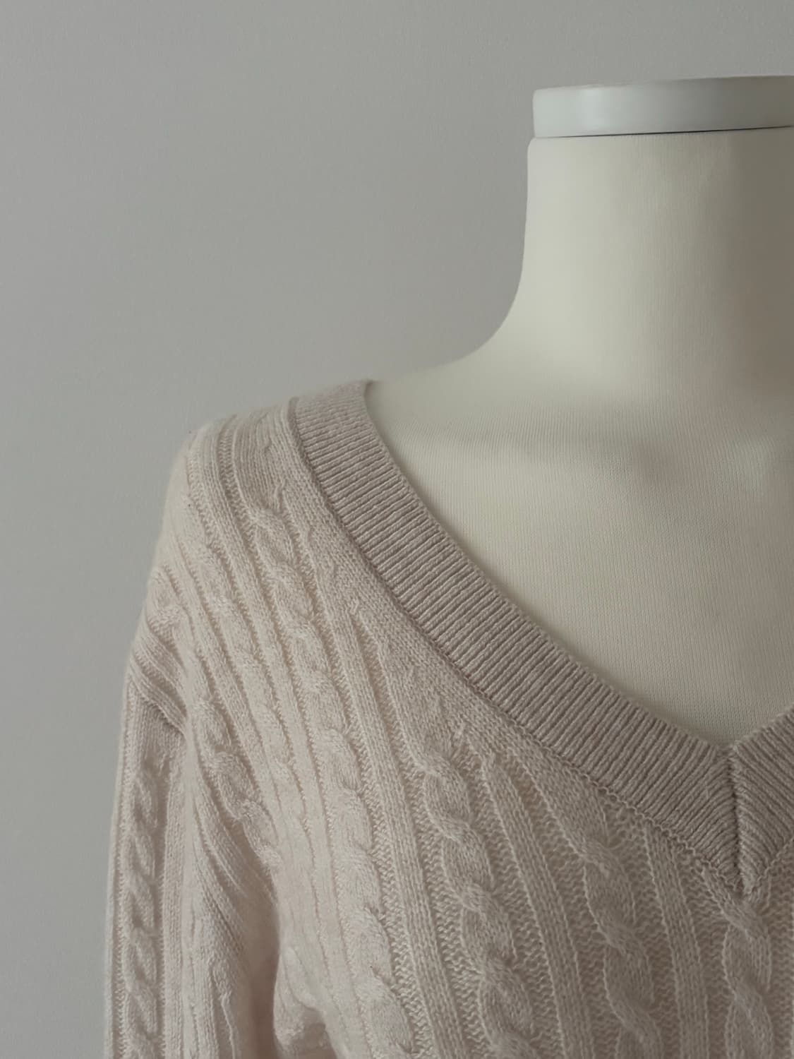 [Tommy Hilfiger] 타미힐피거 울 100 브이넥 니트 상품이미지5