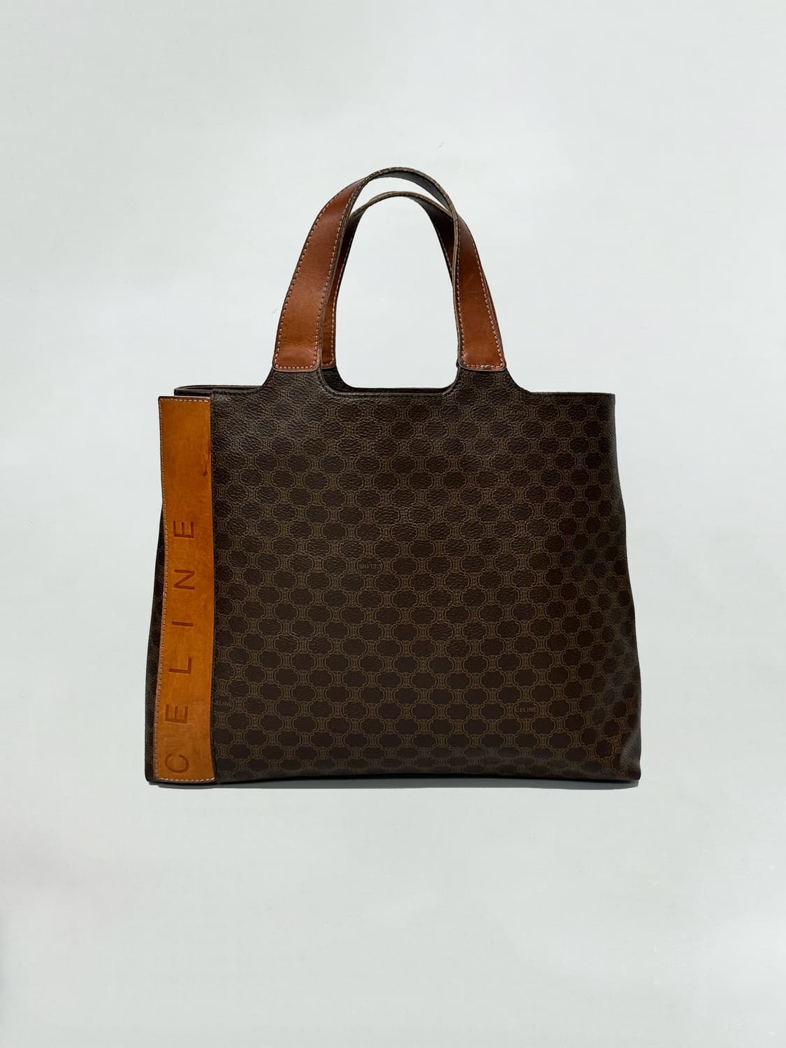 셀린느 빈티지 마카담 토트백 상품이미지1