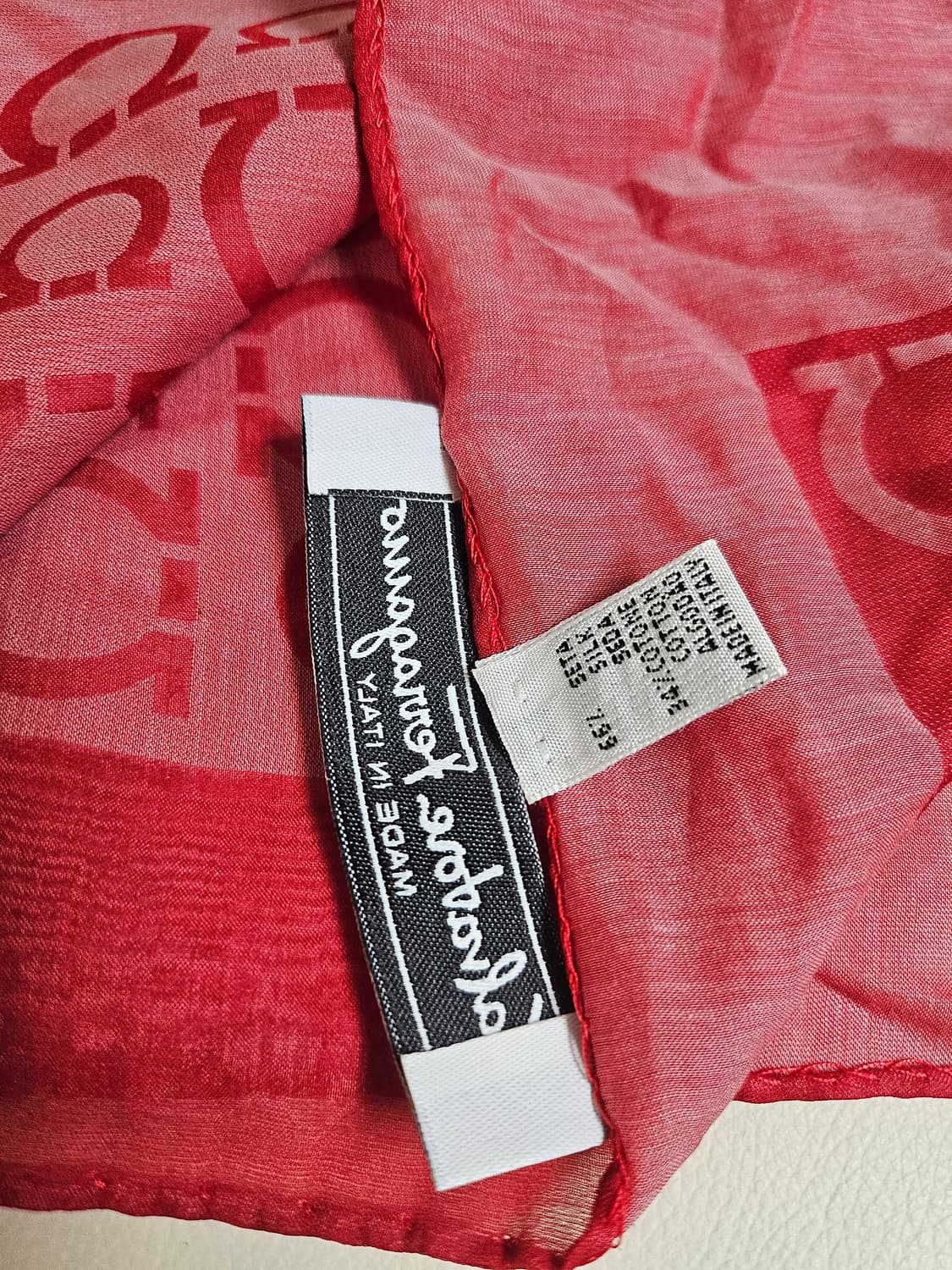 페라가모 정품 숄 스카프 상품이미지3