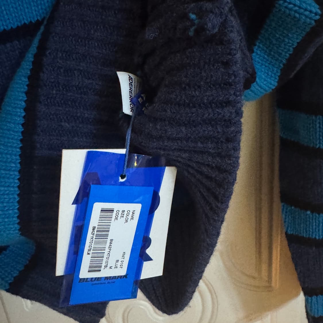 아더에러 스트라이프 니트 새상품 상품이미지5