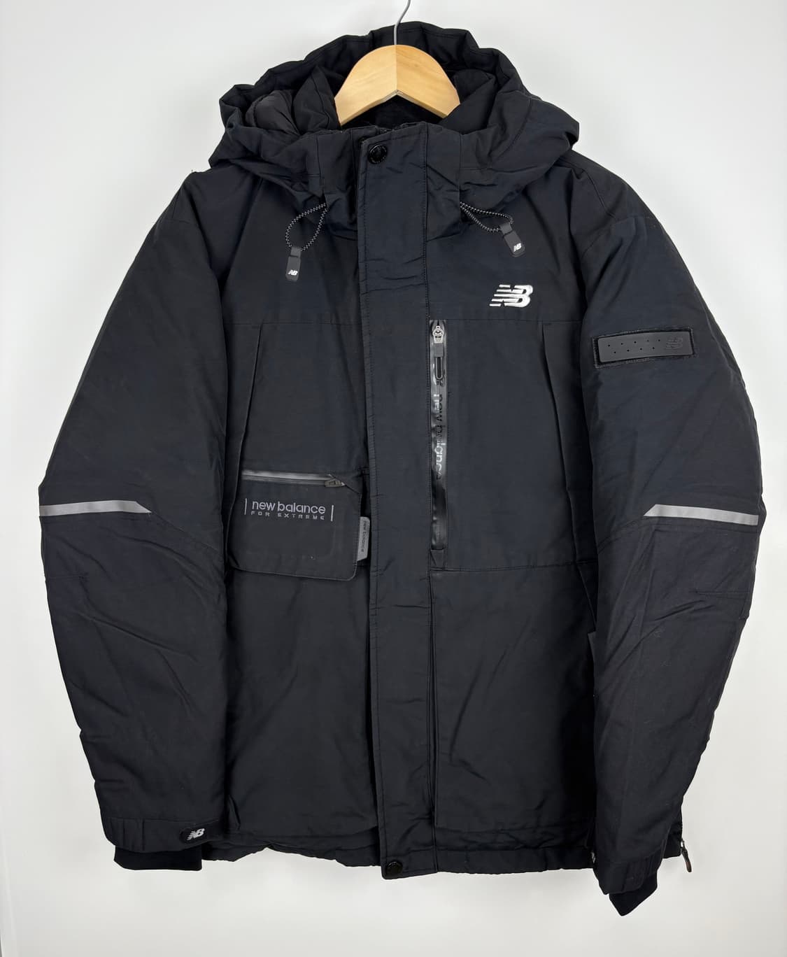 뉴발란스 패트롤 구스다운 블랙 패딩 상품이미지1