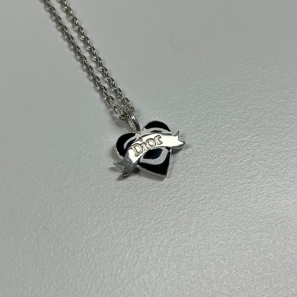 디올 블랙 하트 목걸이(silver925) 상품이미지1