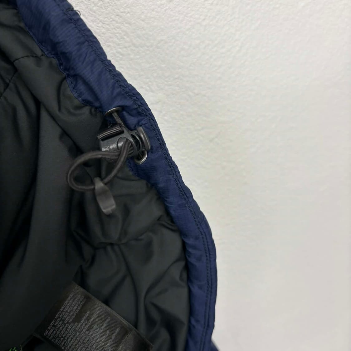 [L] 노스페이스 네이비 라이트웨이트 패딩 상품이미지4