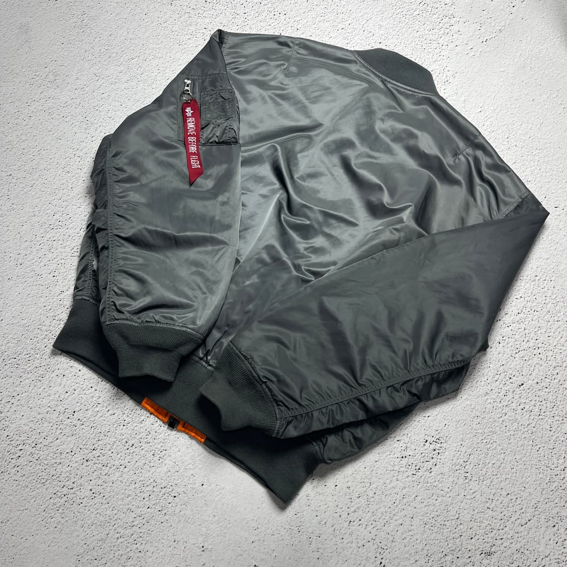 Alpha Industries MA-1 Flight Jacket 상품이미지7