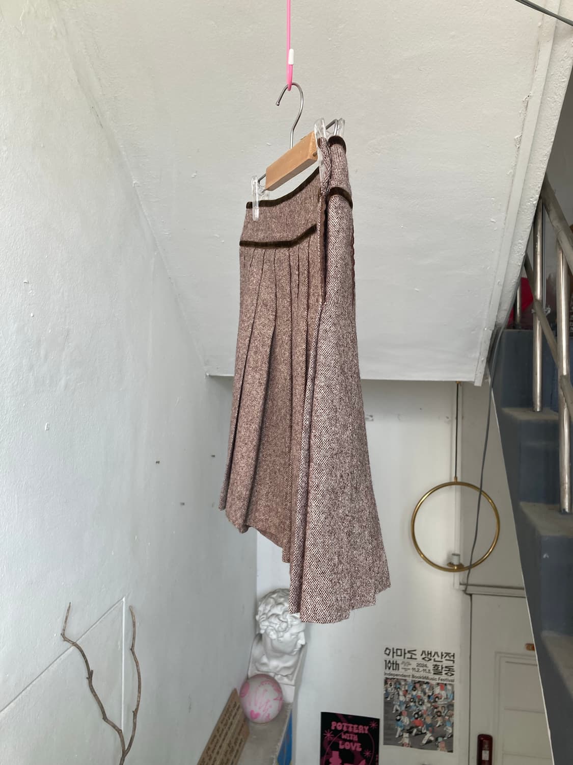 플리츠 레이스 벨벳 디테일 미니 스커트 상품이미지4