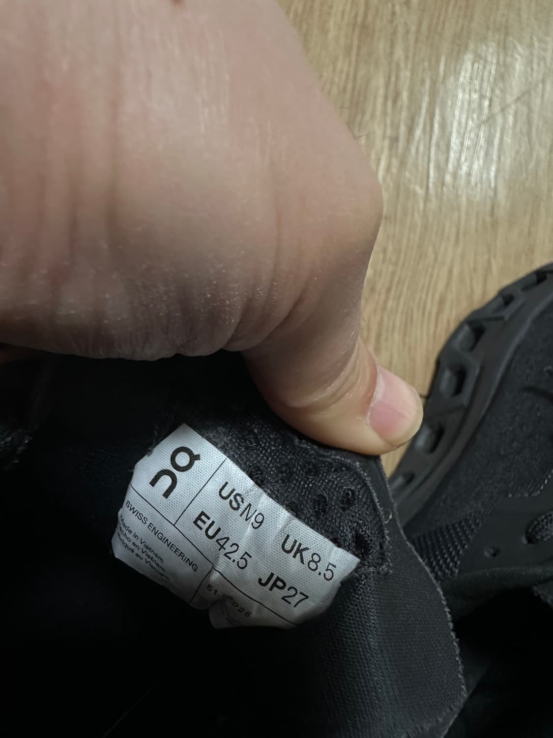 [270] 온 러닝 클라우드몬스터 올 블랙 상품이미지7