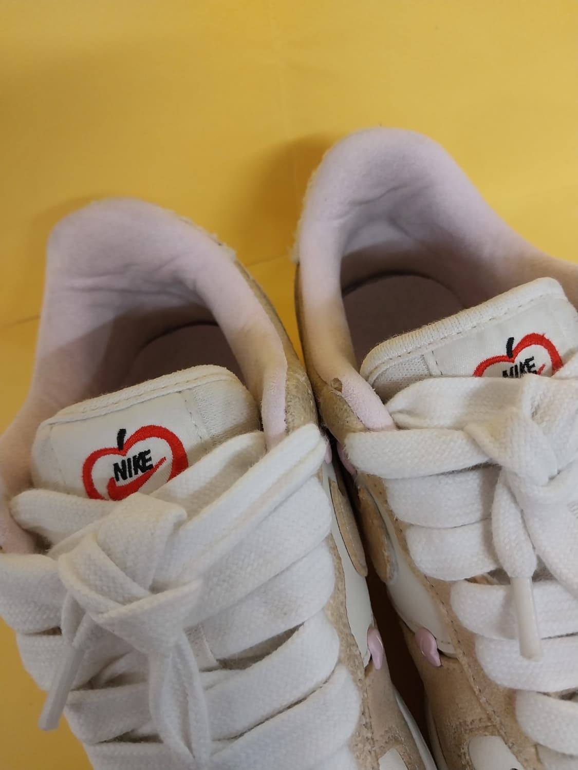 여성 나이키 에어포스1 발렌타인데이 핑크 폼 운동화 (235) 상품이미지5