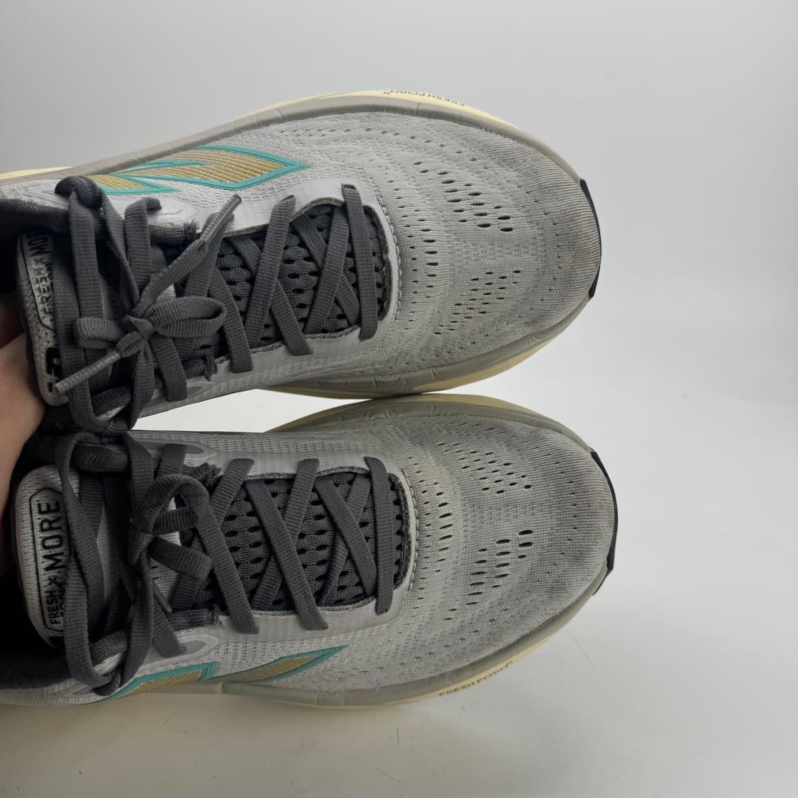 275) 뉴발란스 프레쉬폼 X 모어 V5 런닝화 스니커즈 상품이미지8