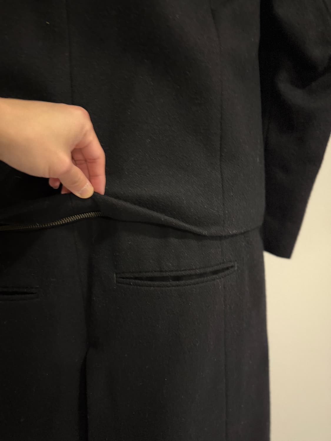 그레이하운드 블랙 코트 상품이미지3