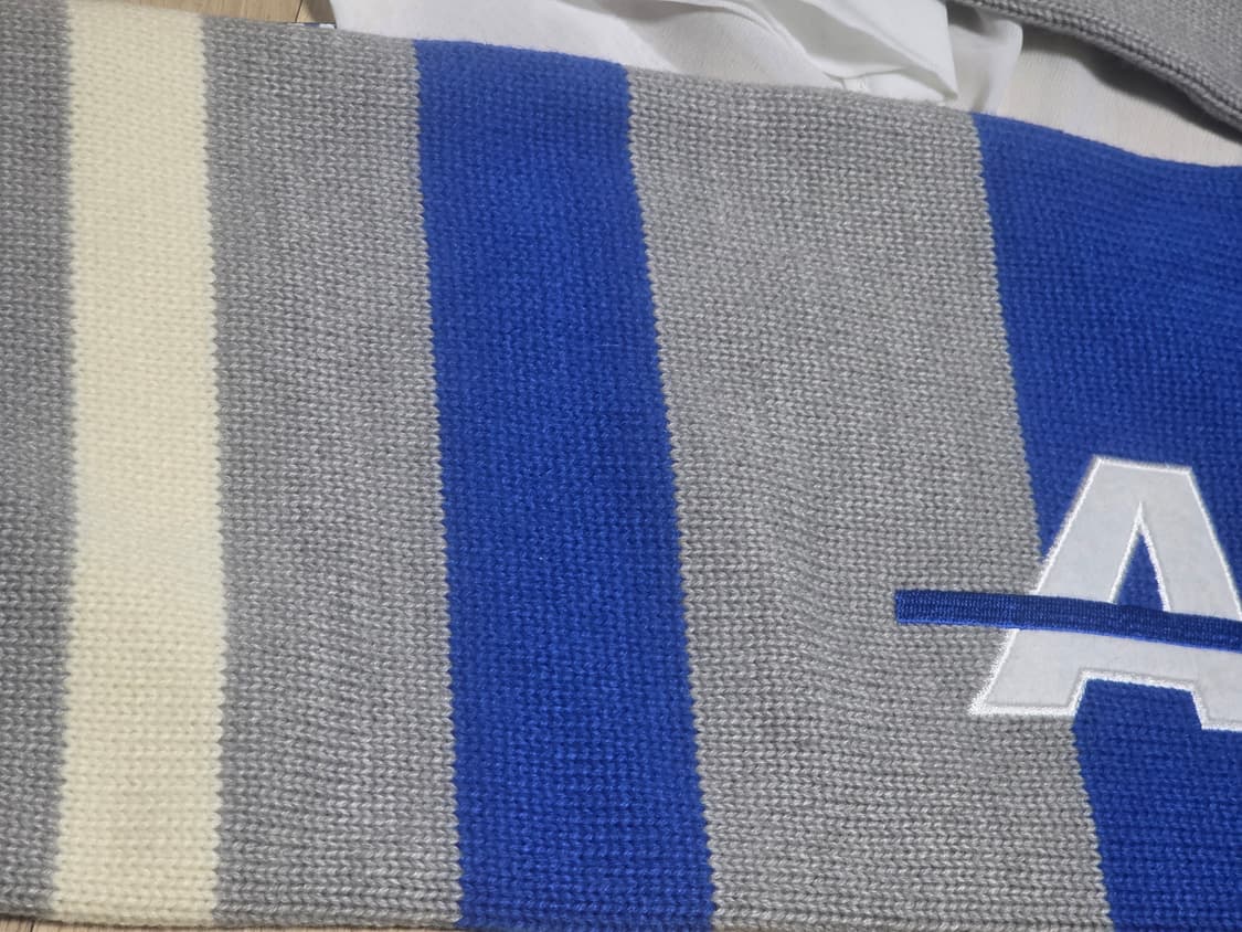 아더에러 머플러 상품이미지3