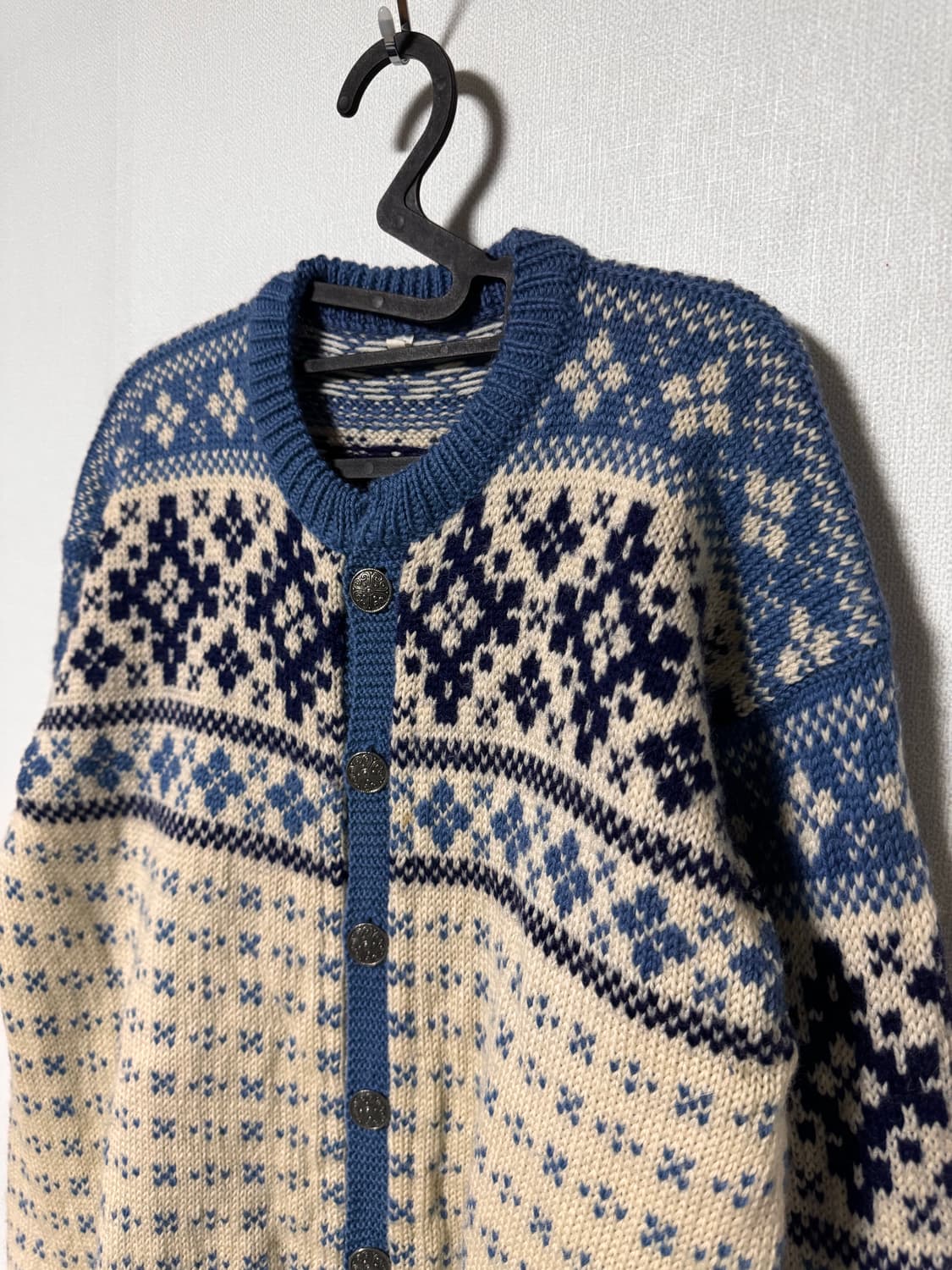 노르딕 빈티지 눈꽃 무늬 가디건 상품이미지1