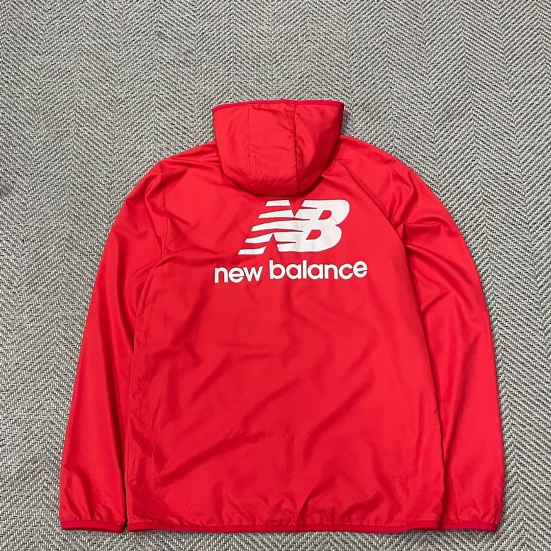 뉴발란스 로고 바람막이 v0072 상품이미지2