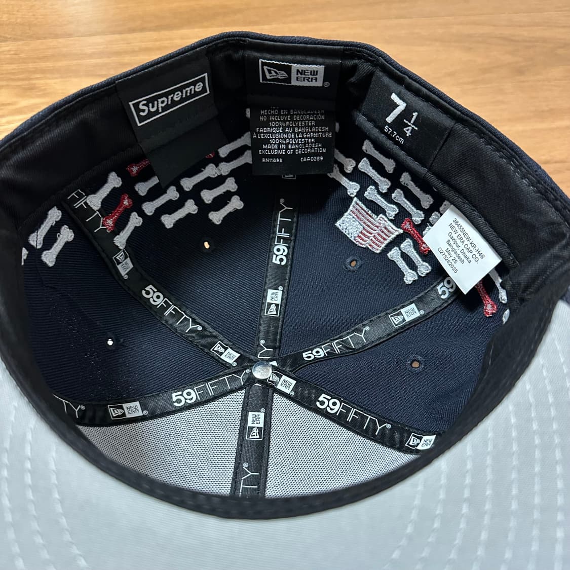 슈프림 본즈 박스 로고 뉴에라 네이비 25FW 상품이미지3