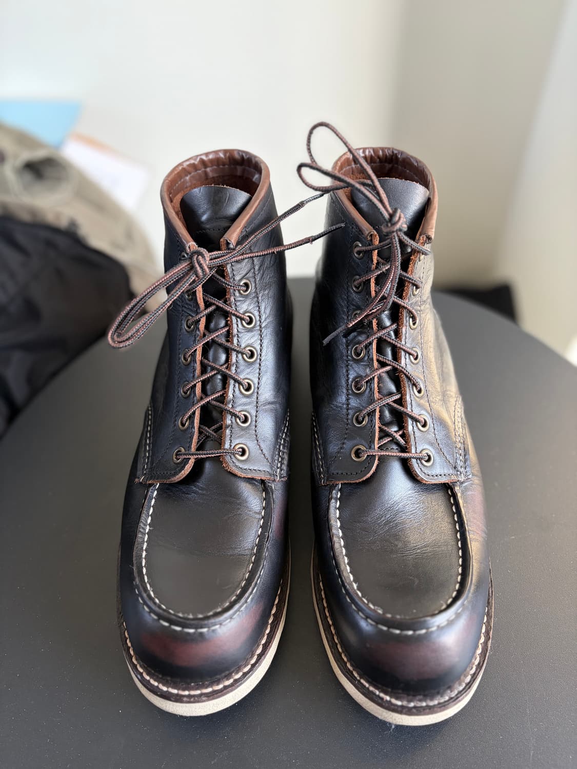 레드윙 목토 8849 11D 팝니다. 상품이미지1