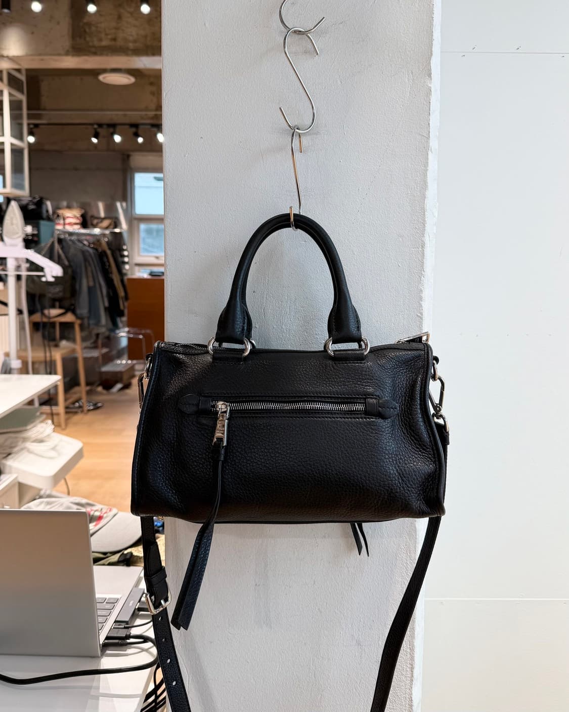 프라다 비텔로 피닉스 스몰 모터백 상품이미지5