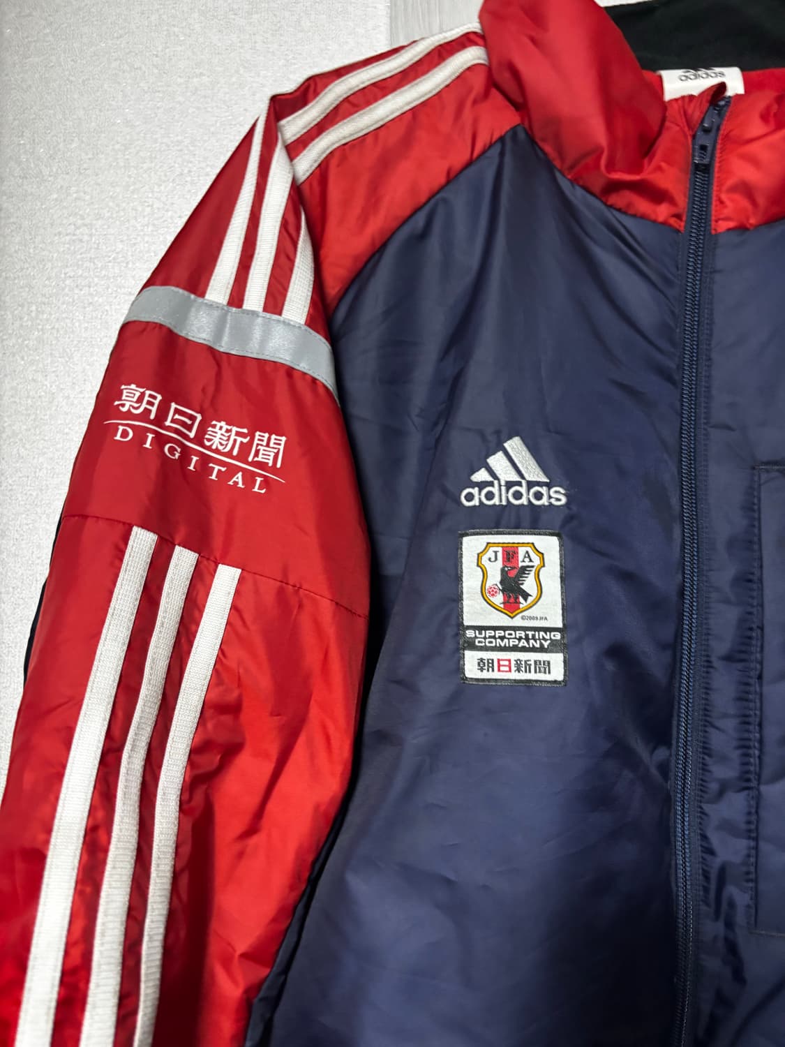 대장급 일본 국대 아디다스 어센틱JFA 한일개최기념 누빔점퍼 상품이미지3