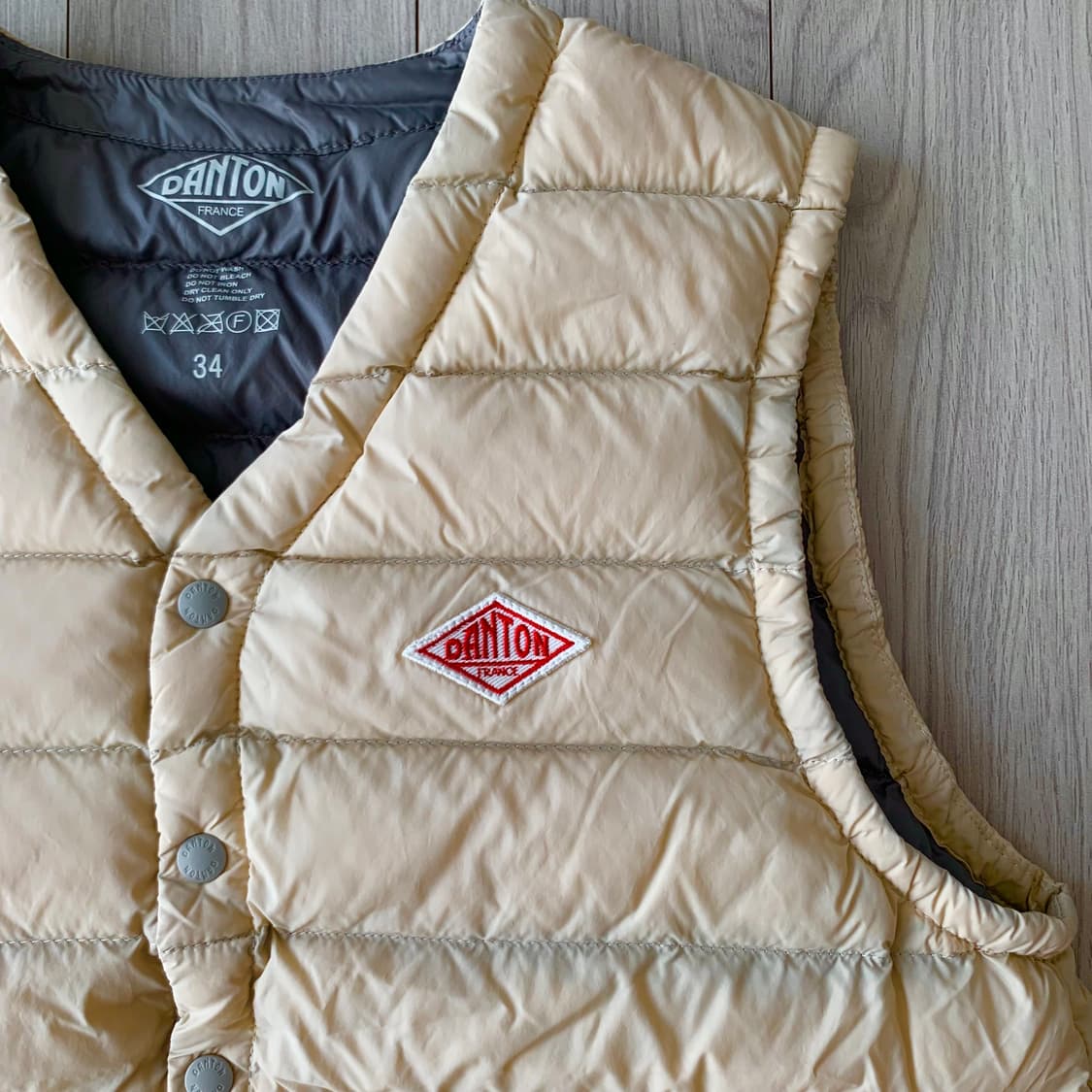 단톤 여성 라이트 옐로우 경량 다운 베스트 34 상품이미지2