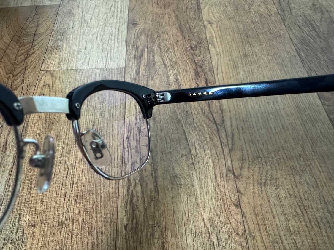 [FREE] 백산안경 린디브로우 하금테 블랙/실버 상품이미지7