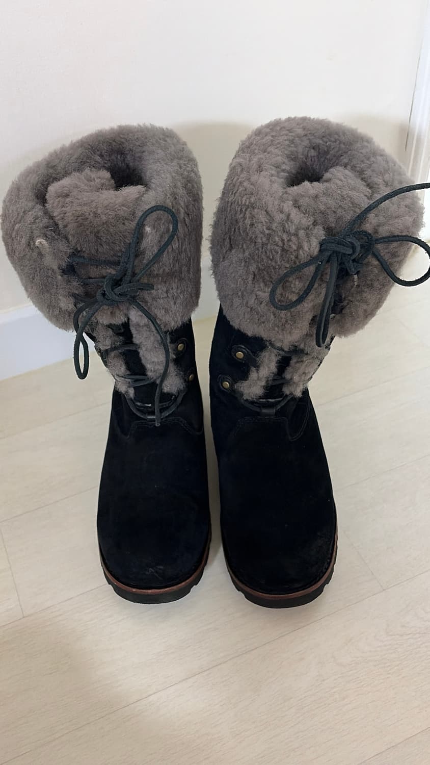 어그 레이스업 부츠 230 정품  상품이미지2