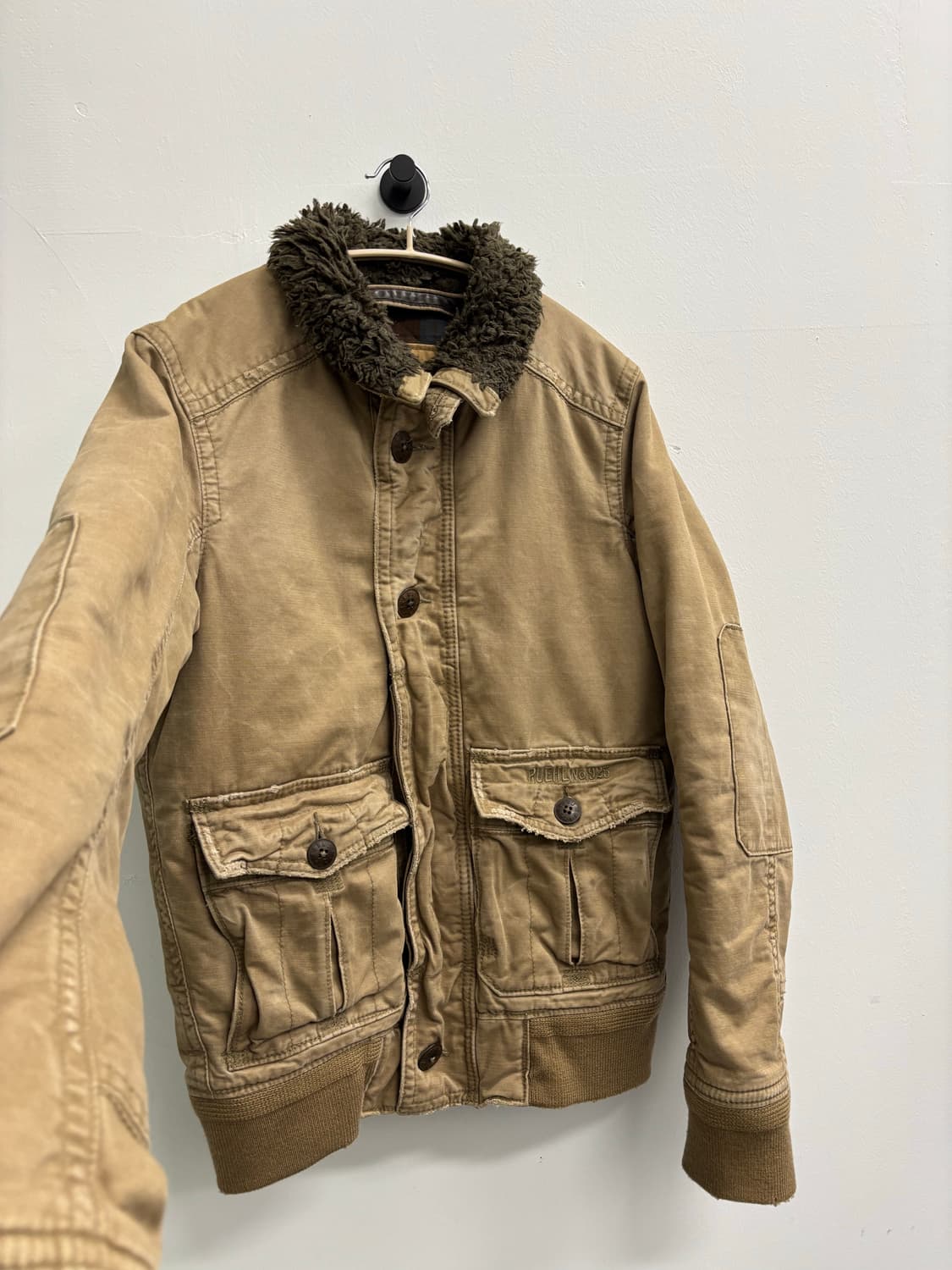 Ruehl No. 925 루엘 fulton 밀리터리 봄버 자켓 상품이미지3