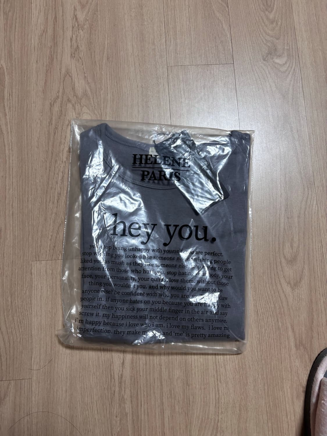 헬레네 파리스 반팔티 챠콜 상품이미지1
