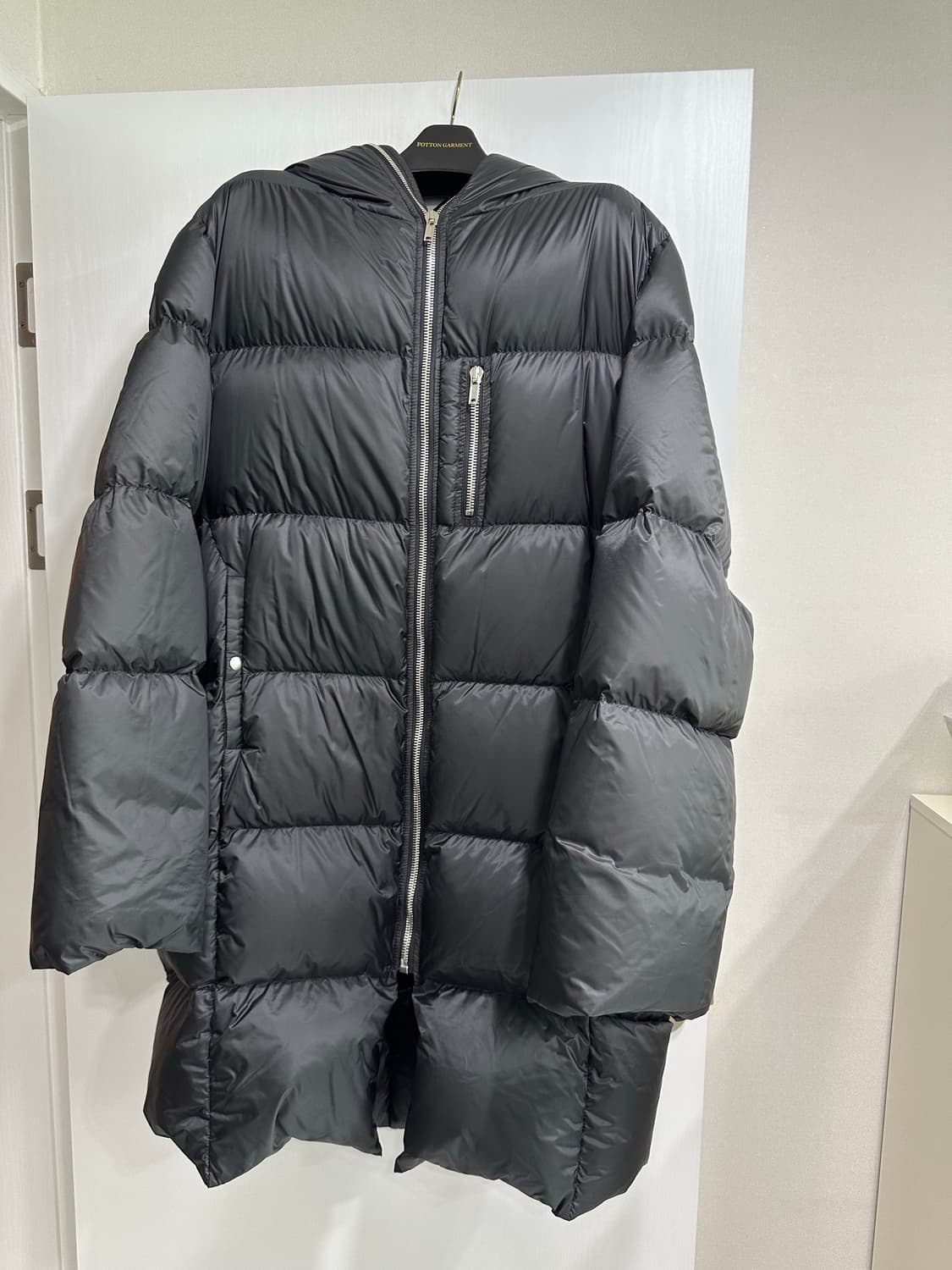 몽클레어x릭오웬스김프패딩 새상품 3size 판매합니다 상품이미지1