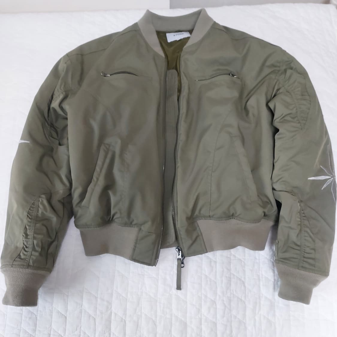 XJ107 인시전 셔링 MA-1 자켓 (KHAKI) M사이즈 상품이미지4