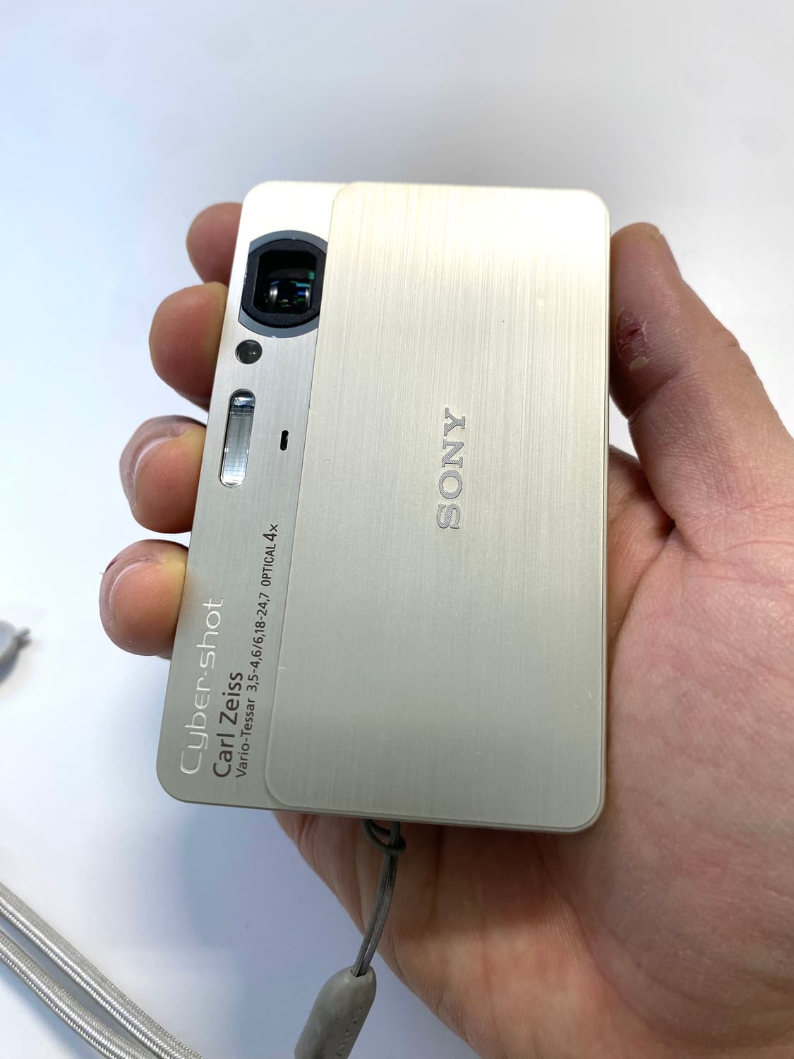 소니 사이버샷 DSC-T700 디지털 카메라 상품이미지2