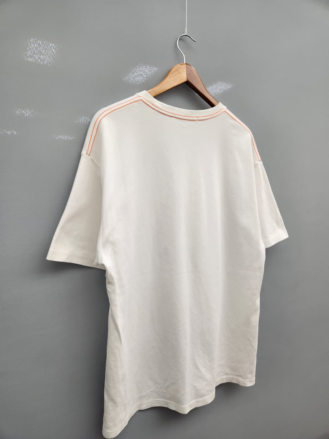 앤더슨벨 화이트 프린팅 티셔츠 상품이미지7