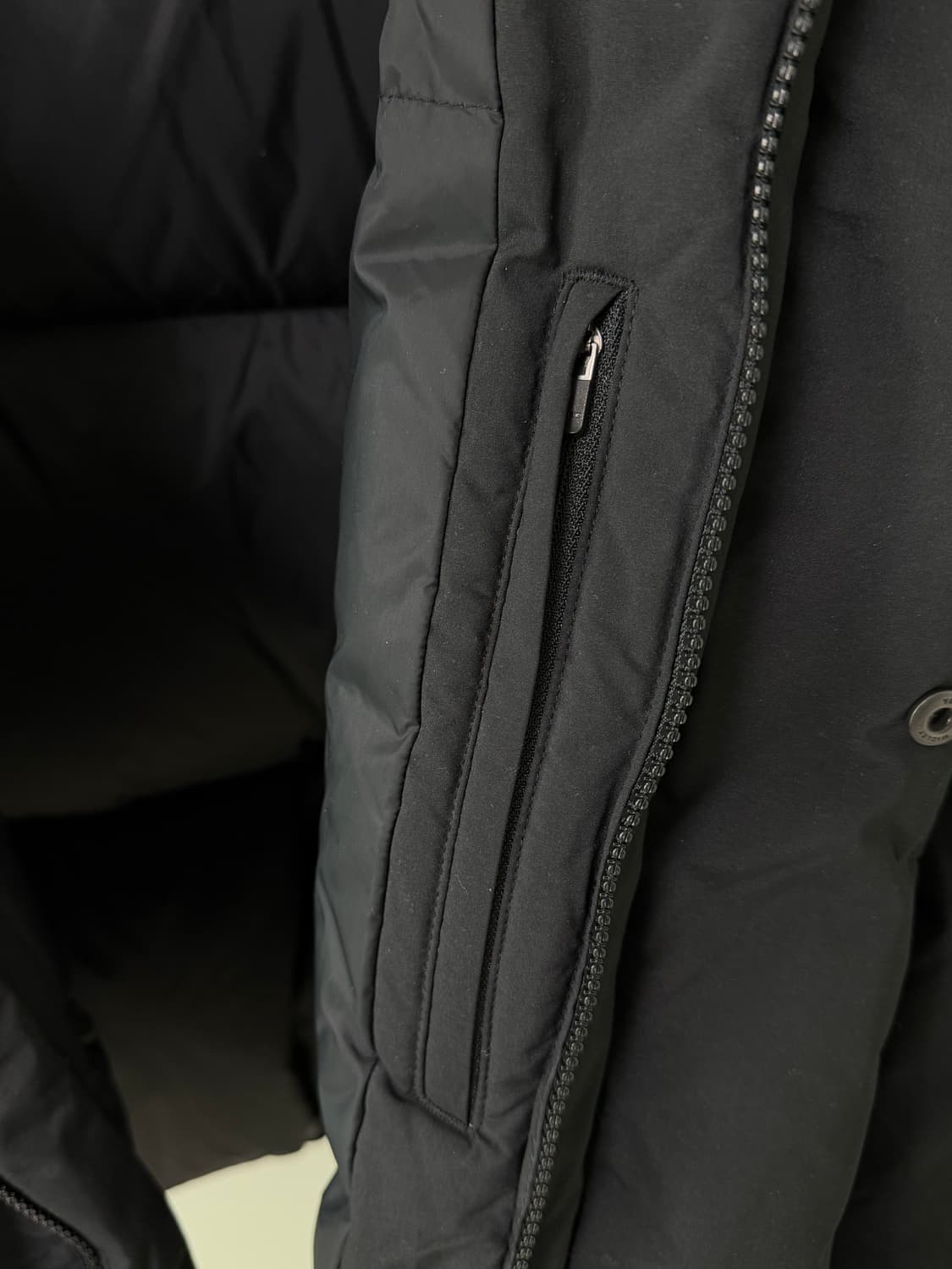 무신사스탠다드 미니멀 후디드 패딩 상품이미지4