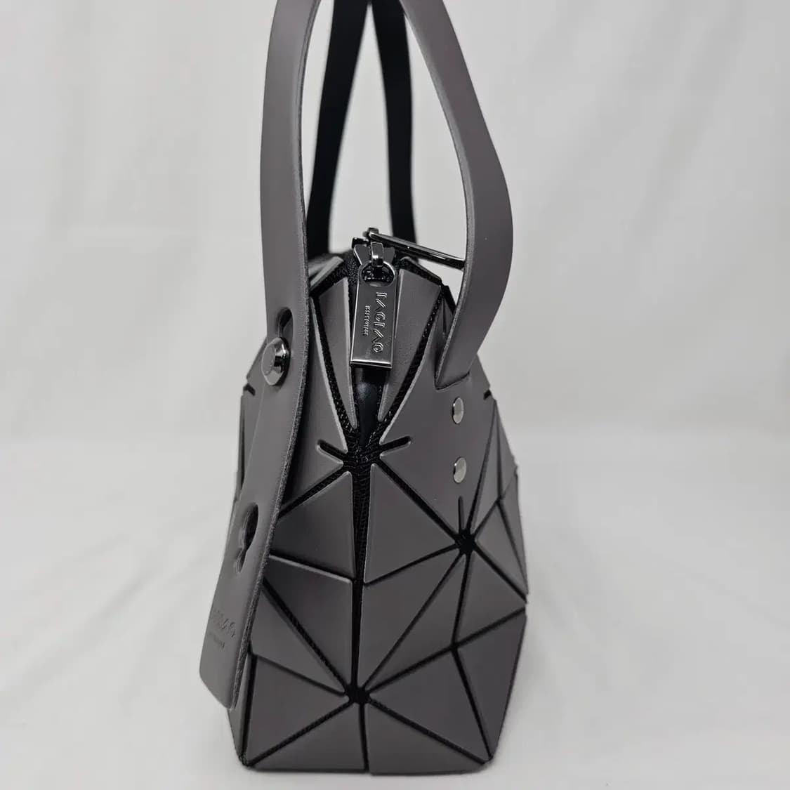 정품 바오바오 이세이미야케 토트백 가방 상품이미지3